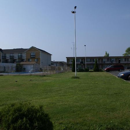 Arkona Motel Ниагарски водопад Екстериор снимка